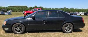 lot 4 image: 2005 Cadillac Deville DTS