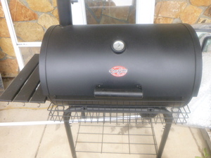 Char-Griller Deluxe Griller