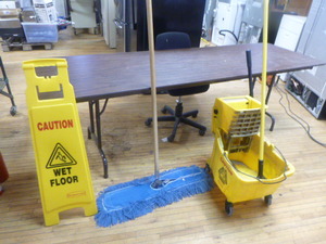 Rubbermaid Mop Bucket