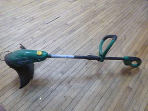Weedeater Trimmer