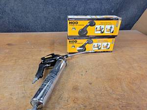 lot 1085 image: Craftsman Professional Series Pneumatic Grease Gun and (2) Handle on Demand Suction Cup Handles