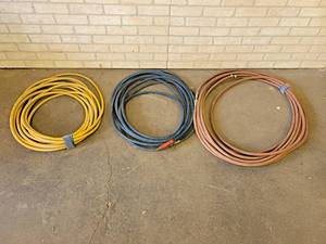 lot 1088 image: Lot of (3) Rubber Air Hoses - NO SHIPPING