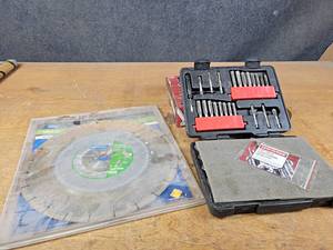 lot 1123 image: 50-Piece Craftsman Tap & Die Set  14 Used Norton Diamond Blade