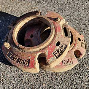 lot 1013 image: F&H 161G Wheel Weights - Fit Allis Chalmers WC - Spoked or Stamped Rim - NO SHIPPING