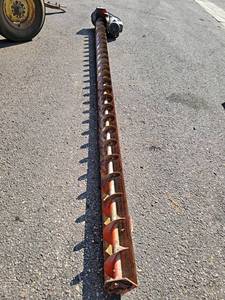 lot 1018 image: Grain Bin Sweep Auger - 1hp 1PH Electric Motor - Overall Length 106 - NO SHIPPING