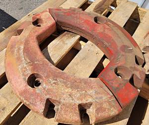 lot 1025 image: IH Rear Split Wheel Weights - Part No. 400078 R1 L2 - NO SHIPPING