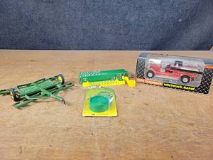 lot 1184 image: 1926 Seagrave John Deere Bank, John Deere Thermometer and More