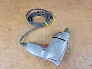 lot 1206 image: Sears Craftsman 38 Electric Drill - Model 315.11350 - Tested and Works