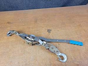 lot 1270 image: MAASDAM Powr-Pull 2-Ton Come-A-Long, Model 144SB-6