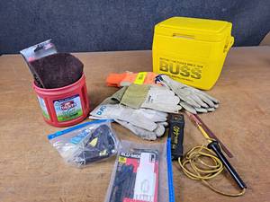lot 1287 image: BUSS Fuse Lunch Cooler, Jigsaw and Hack Saw Blades, Leather Gloves, Hot Glue Gun and More