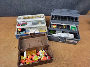 lot 1302 image: (3) Tackle Boxes w Assorted Fishing Tackle