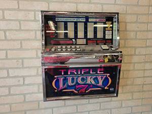 lot 1326 image: Triple Lucky 7s Slot Machine Front - Could be a great wall hanger - About 21 x 25 - NO SHIPPING