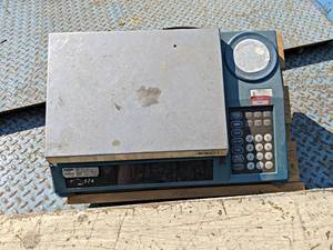 lot 1027 image: Weigh-Tronix Model LP-20 20,000 LB Warehouse  Pallet Scale w Ramp - Platform is 84 x 59 - NO SHIPPING