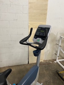 Precor UBK 635 Upright Bike