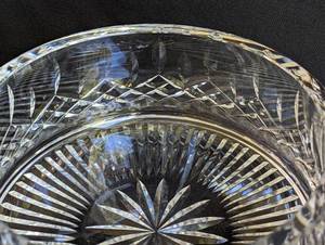 lot 39 image: Waterford Crystal Lismore Bowl