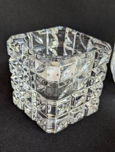 lot 44 image: Assorted Crystal Votive Holders