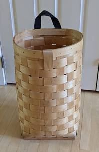 lot 13 image: Woven Wood Pack Basket