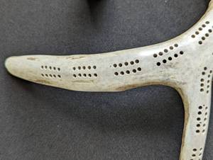 lot 17 image: Unique Antler Cribbage Board