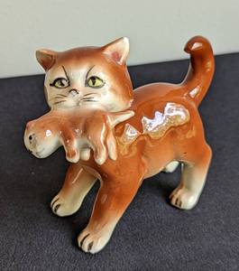 lot 92 image: Collection of Cute Vintage Cat Figurines