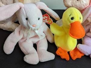 lot 111 image: Easter Bunnies and Beanie Babies