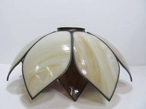 lot 11 image: Vintage Slag Glass Tulip Pendant Lamp Shade