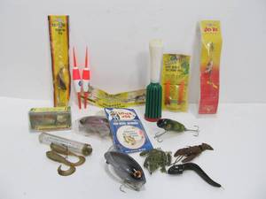 lot 16 image: Group of Assorted Fishing Lures
