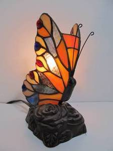 lot 28 image: Working Signed Quoizel Stained Glass Butterfly Lamp