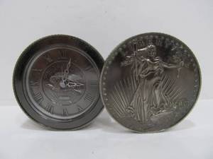 lot 37 image: Working Vintage BULOVA Liberty $20 US Coin Clock