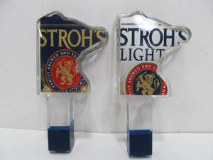 lot 145 image: 2 Vintage STROHS LuciteAcrylic Minnesota Beer Tap Handles
