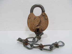 lot 158 image: Working Antique Brass Railroad Lock wKey - CMSTP&ampP Railroad