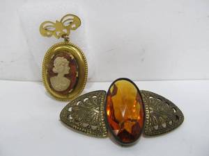 lot 199 image: Old Vintage Costume Jewelry Carved Cameo Locket & Large Faceted Amber Brooch