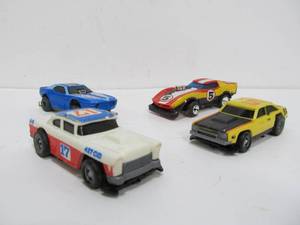 lot 204 image: Lot of 4 Vintage Slot Cars
