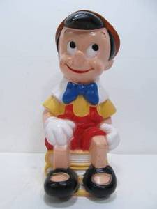 lot 262 image: Large Vintage 1970s era PINOCCHIO Coin Bank