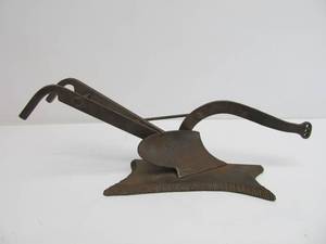 lot 288 image: Antique Miniature Steel Plow Farm Implement