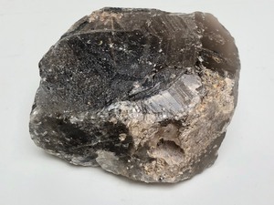 lot 325 image: Larger Raw Chunk of Natural Rutilated Quartz