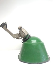 lot 346 image: LARGE Vintage 1930s Industrial Green ABOLITE Porcelain Service Station Light