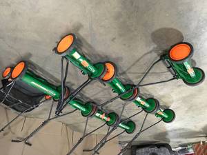lot 28 image: Lot of Assorted Lawn Care Items Customer Returns See Terms on Auction