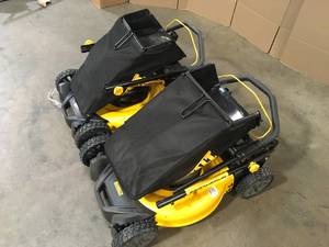 Lot of 2 DEWALT 20V MAX 21.5 in. Battery Powered Walk Behind Push Lawn Mower Customer Returns See Terms on Auction