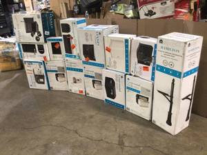 Pallet of Mailboxes and Posts Customer Returns See Terms on Auction