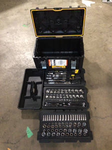DEWALT Mechanics Tool Set (226-Piece) with TOUGHSYSTEM 22 in. Medium Tool Box Customer Returns See Terms on Auction