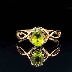 Lemon Peridot Gemstone Estate Ring in 14k Yellow Gold