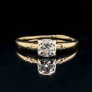 Antique Luxury  .40 Carat Diamond Solitaire Antique Estate Ring in 14k Yellow Gold $1500 Retail