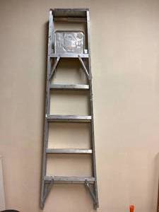 Aluminum Step Ladder