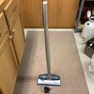 Cordless Vacuum