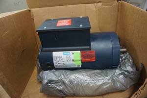 lot 6 image: Leeson Brand 5 hp Electric Motor With Shock Shield 230 Volt Electrical Cord With Plug