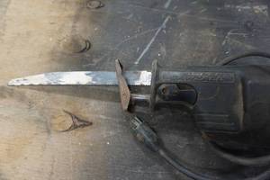 lot 25 image: Milwaukee Brand Super Sawzall