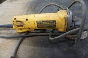 lot 27 image: DeWalt Model D28402N Angle Grinder