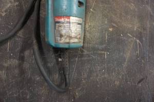 lot 29 image: Makita Model N9514B Electric Grinder