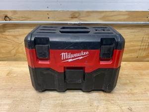 lot 32 image: MILWAUKEE M18 18-Volt 2 Gal. Lithium-Ion Cordless WetDry Vacuum (Tool-Only)