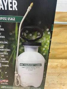 lot 19 image: HARVEST KING 2G Lawn & Garden Sprayer